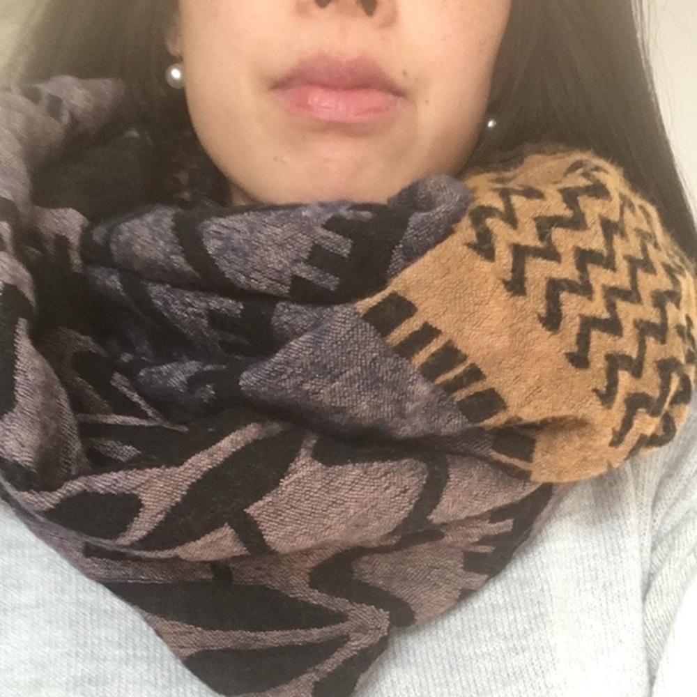 Aritzia Wilfred Infinity Scarf